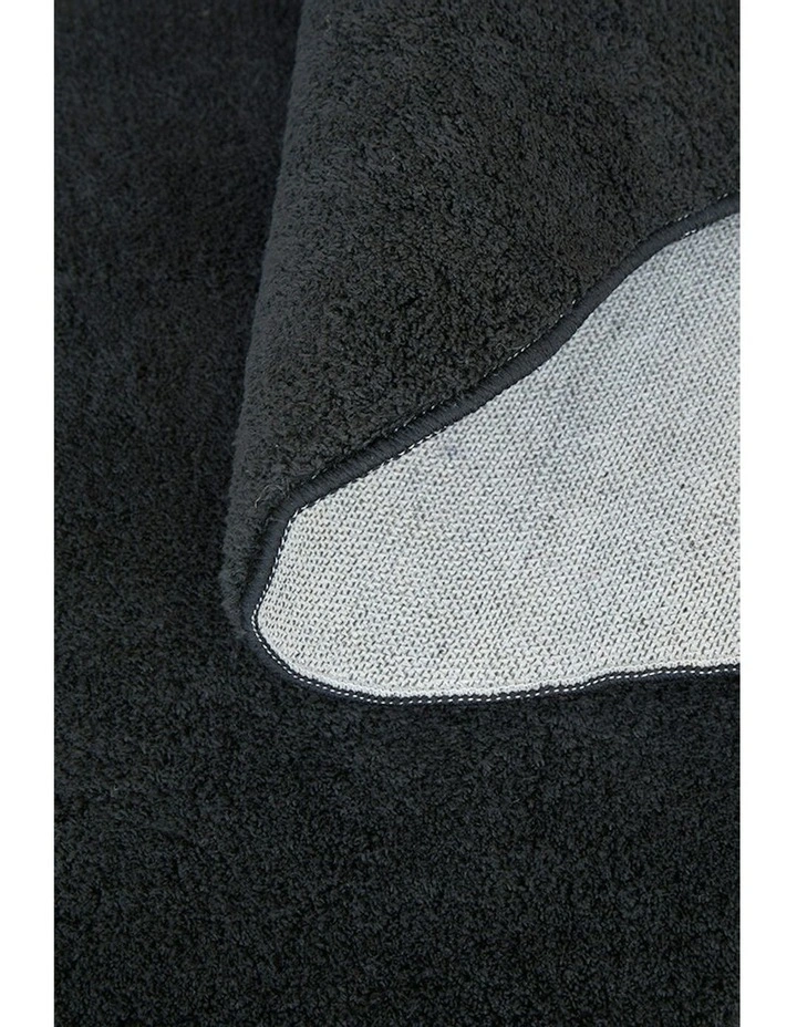 Evelyn Rug in Black image 7