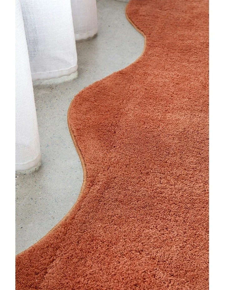 Evelyn Terracotta Runner Rug in Brown image 3