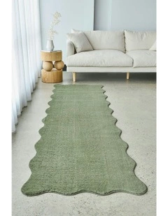 Evelyn Runner Rug in Green