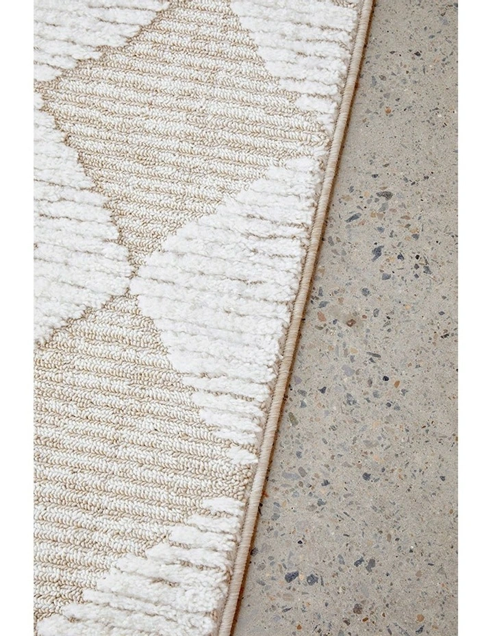 Serenade Yuri Runner Rug in Natural image 4