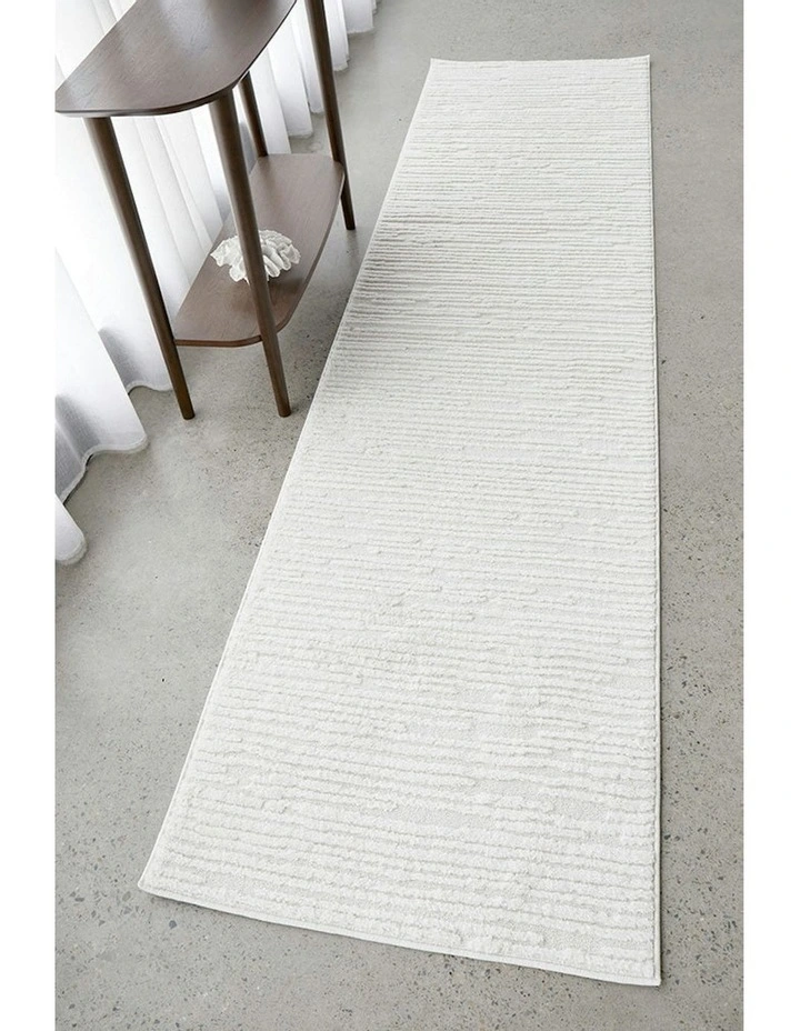 Marigold Suri Runner Rug in White image 2