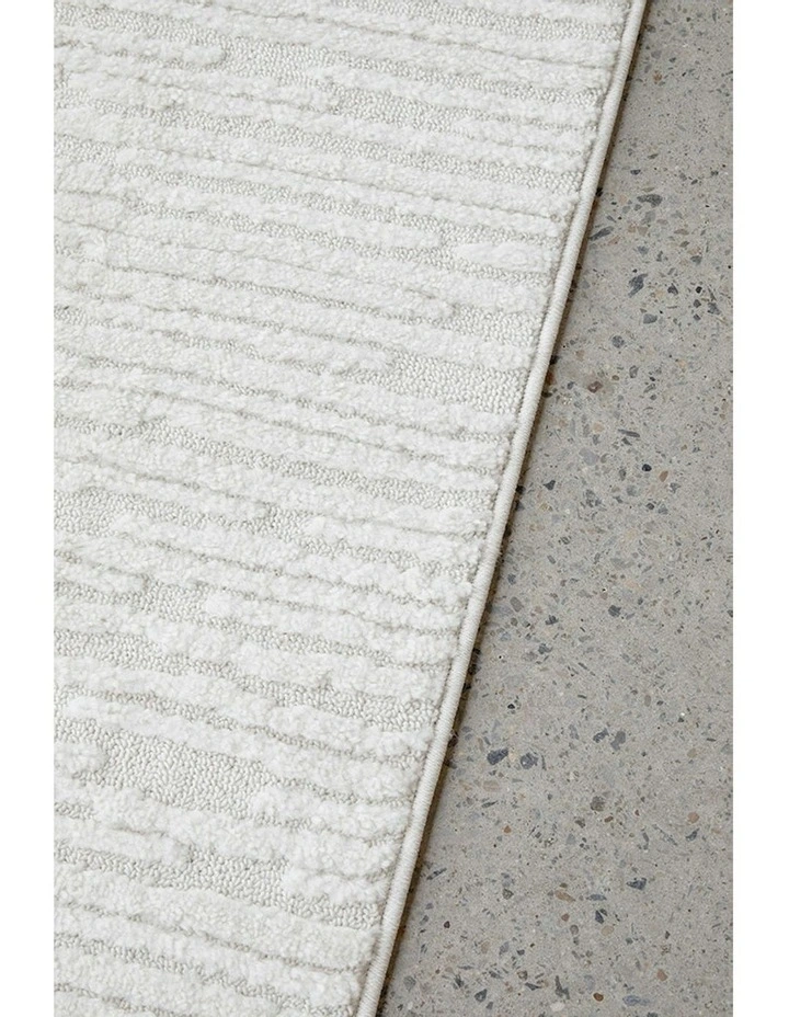 Marigold Suri Runner Rug in White image 4