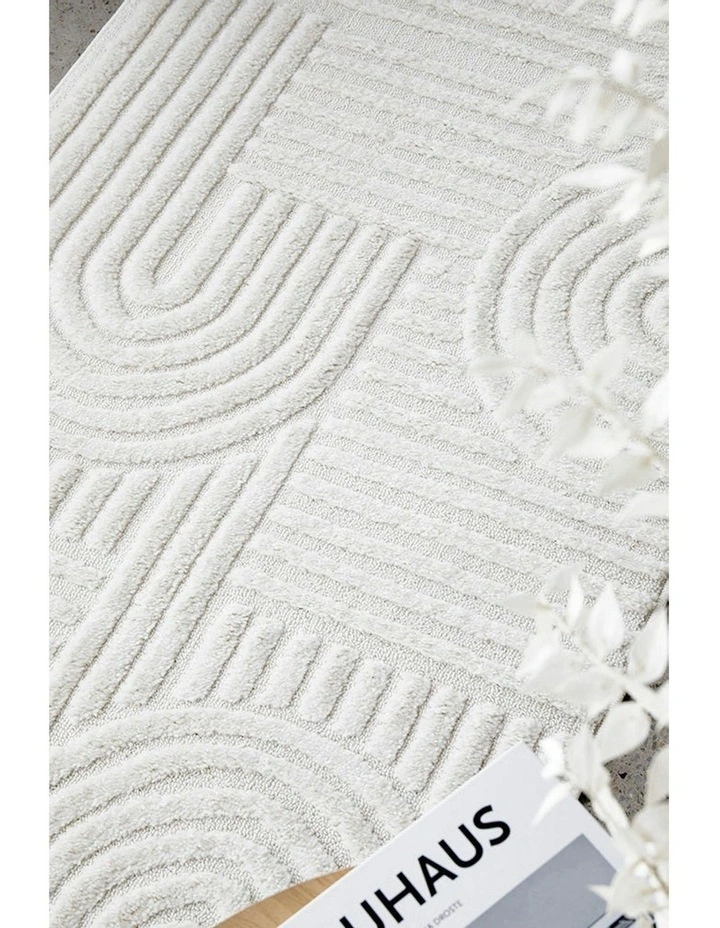 Marigold Dior Runner Rug in White image 3