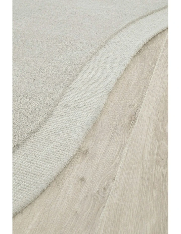 Cleo Rug in Dove image 3