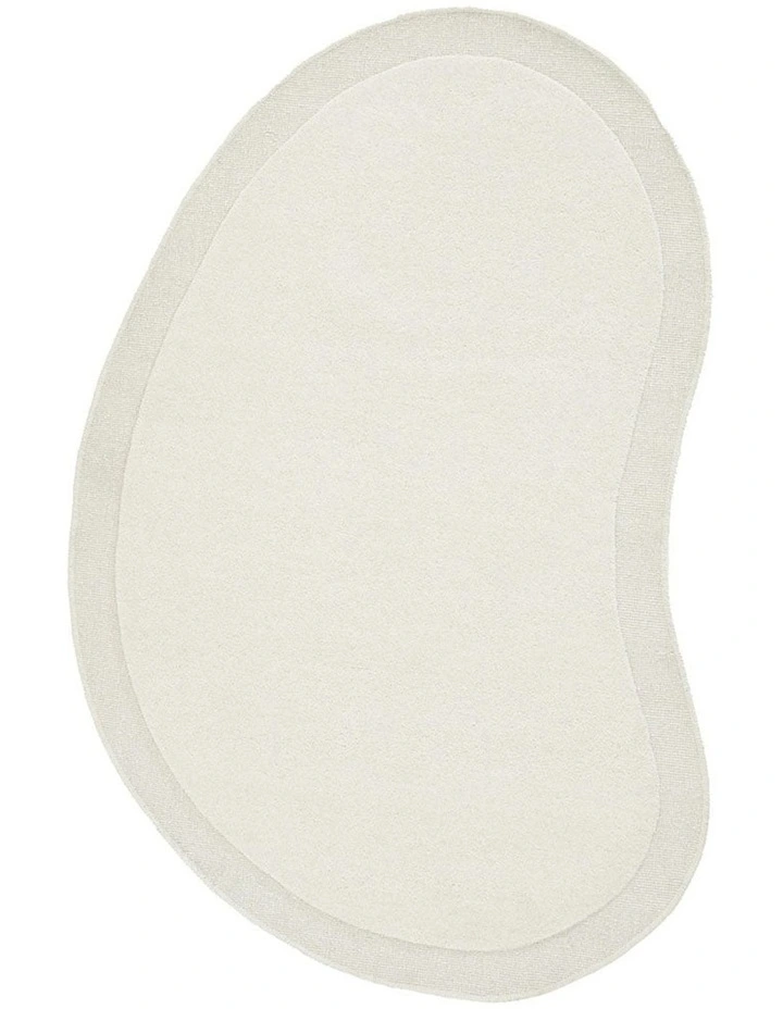 Cleo Rug in Milk image 2