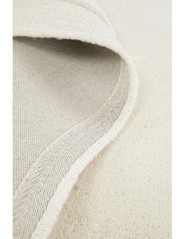 Cleo Rug in Milk image 6