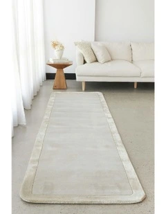Hugo Runner Rug in Silver