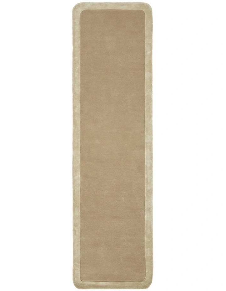 Hugo Runner Rug in Husk image 2