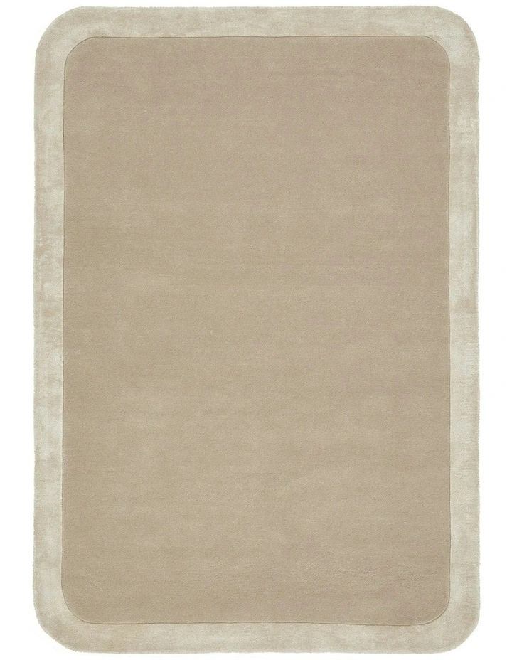 Hugo Rug in Husk image 2