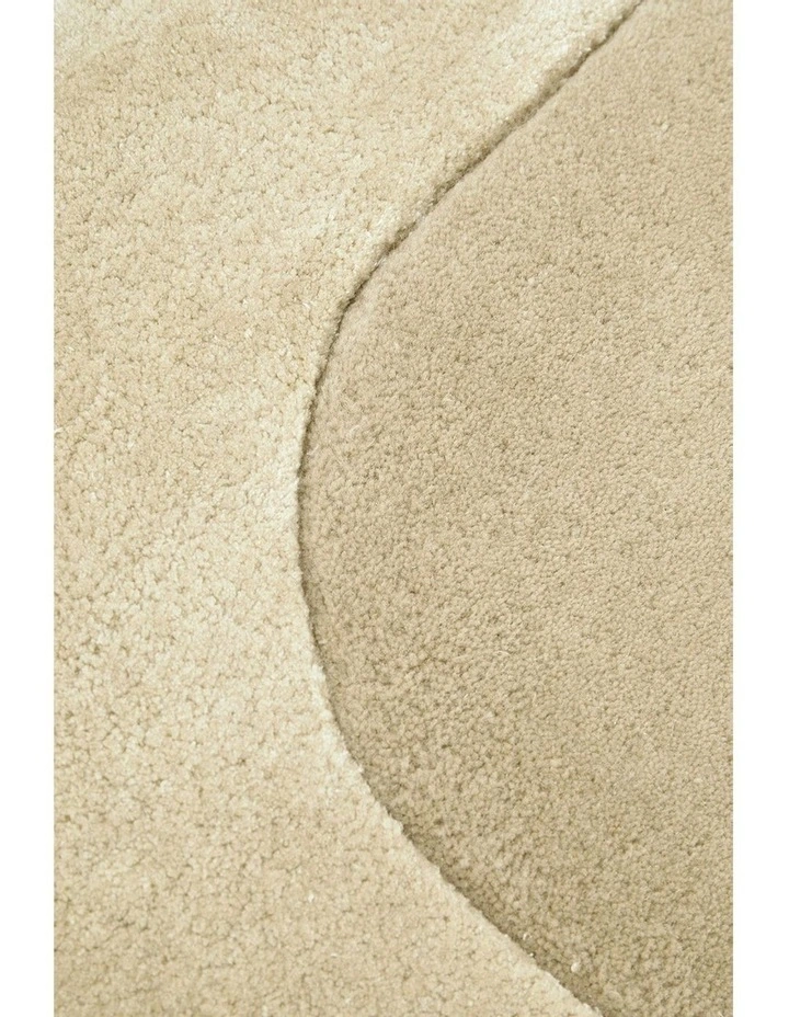 Hugo Rug in Husk image 5