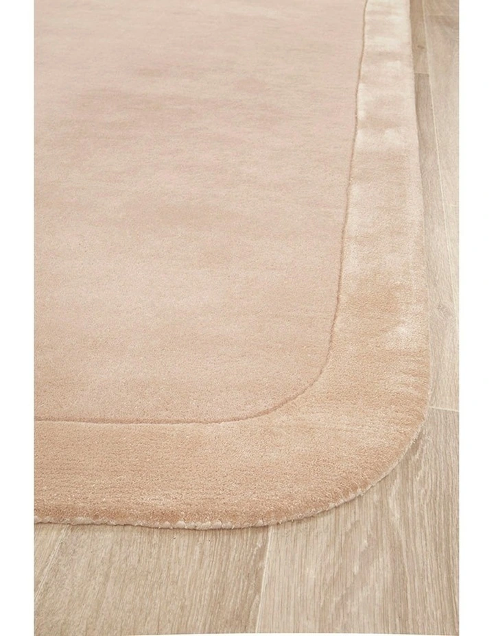 Hugo Runner Rug in Nude image 3