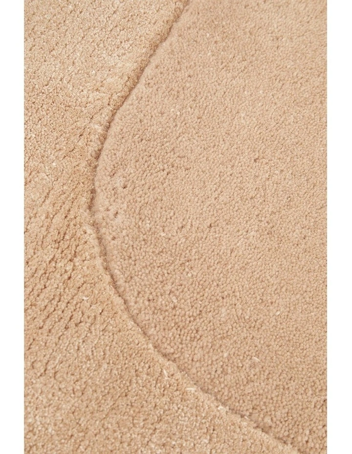 Hugo Runner Rug in Nude image 5