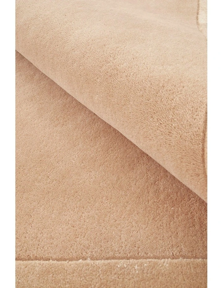 Hugo Runner Rug in Nude image 7