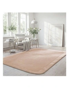 Hugo Rug in Nude
