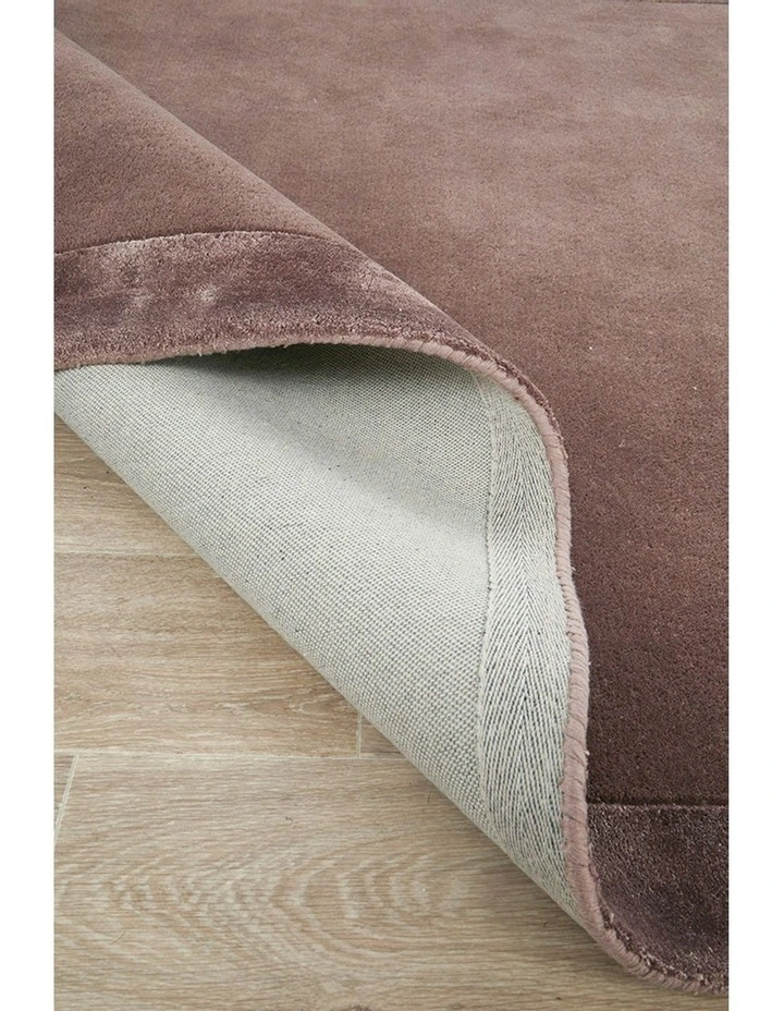 Hugo Runner Rug in Grape image 6