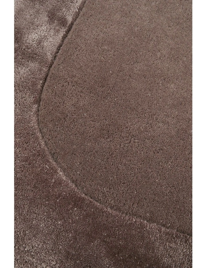 Hugo Rug in Grape image 5