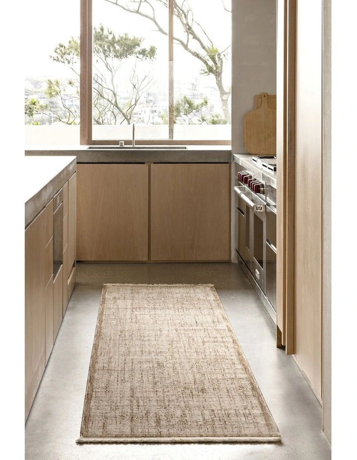Meadow Malt Runner Rug in Cream image 2