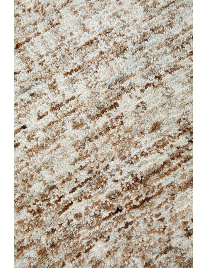 Steph And Gian Meadow Malt Runner Rug in Cream image 6