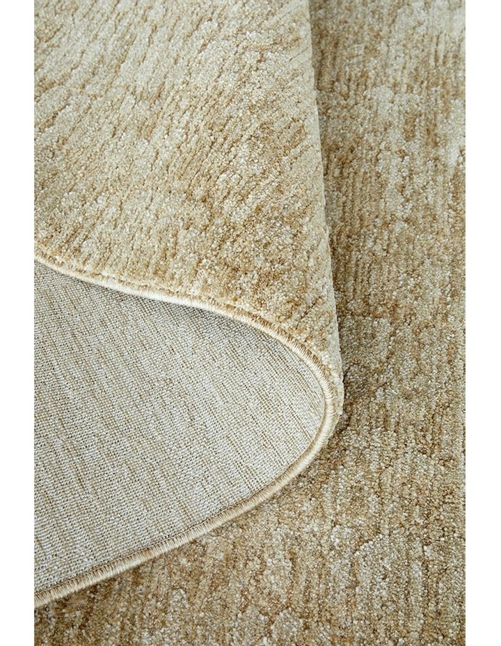 Steph And Gian Willow Wheat Runner Rug in Beige image 7