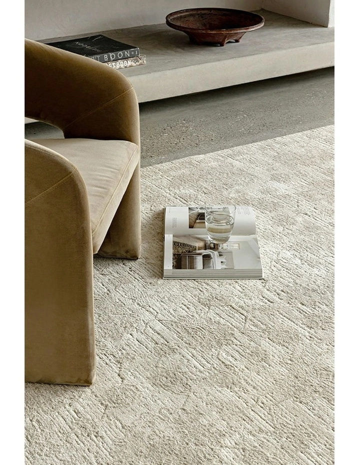 Steph And Gian Flora Husk Rug in Cream image 3