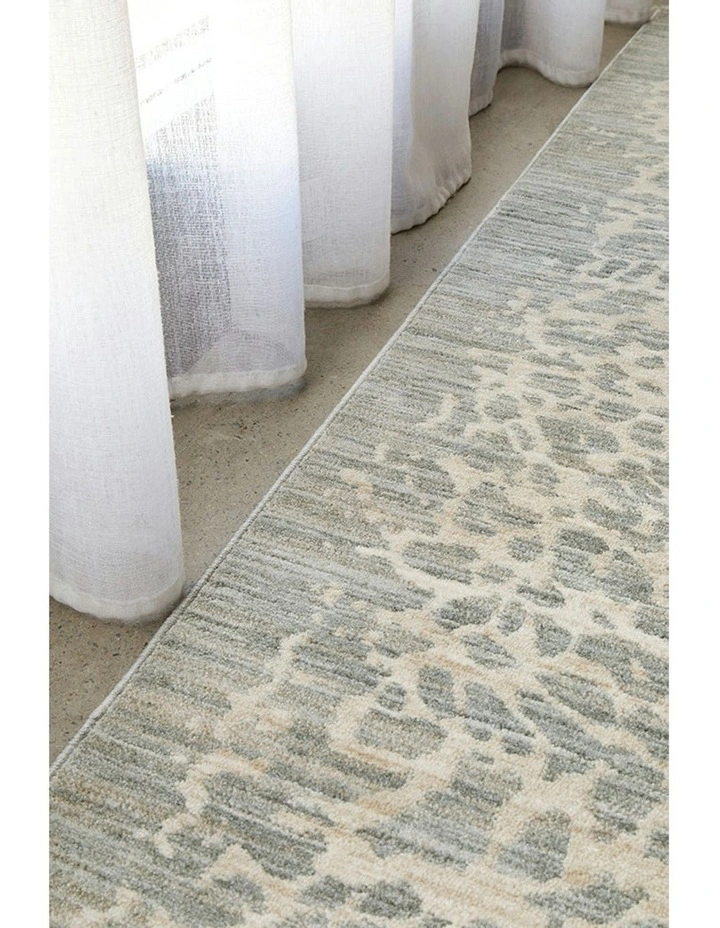 Rogue Rug in Mist image 6