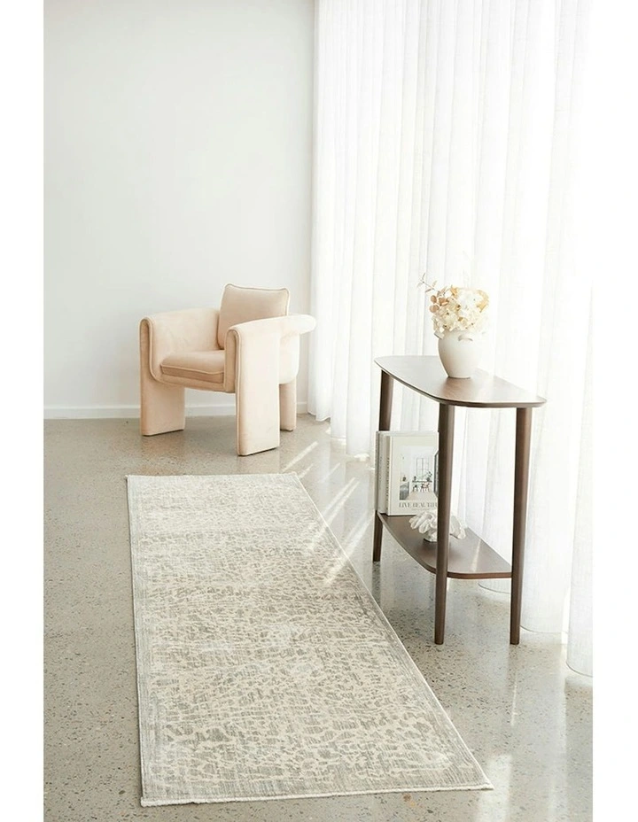 Rogue Runner Rug in Mist image 3