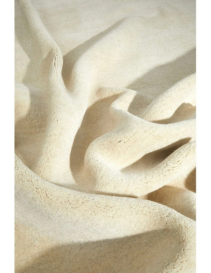 Conscious Loom Kinship Rug in Cream image 6