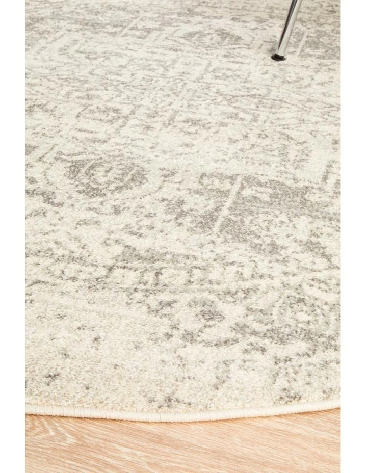 Evoke Dream Transitional Round Rug in White Silver image 2