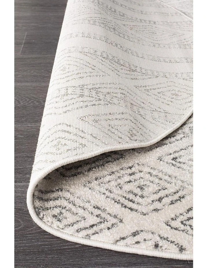 Oasis Salma Tribal Round Rug in Grey image 4