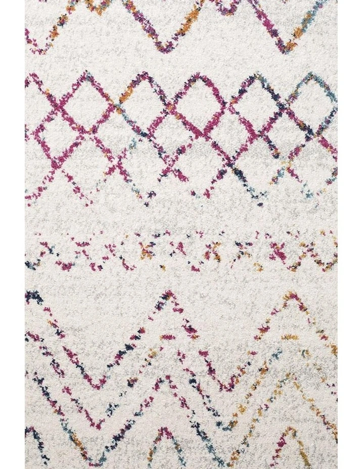 Oasis Nadia Rustic Tribal Round Rug in Multi image 3