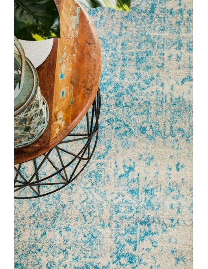 Evoke Glacier White Blue Transitional Rug image 7