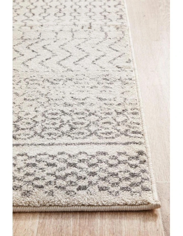 Chrome Harper Silver Runner Rug image 6