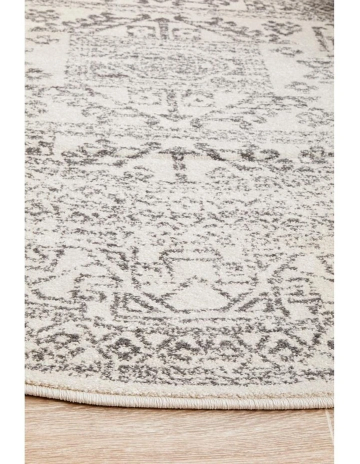Chrome Addison Silver Round Rug image 4
