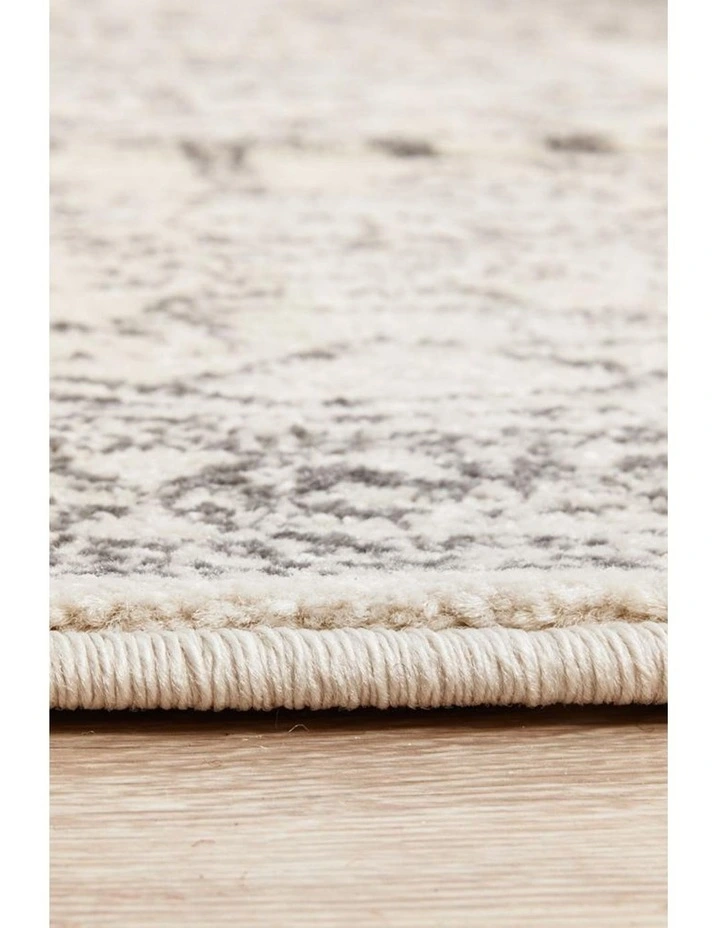 Chrome Addison Silver Round Rug image 6