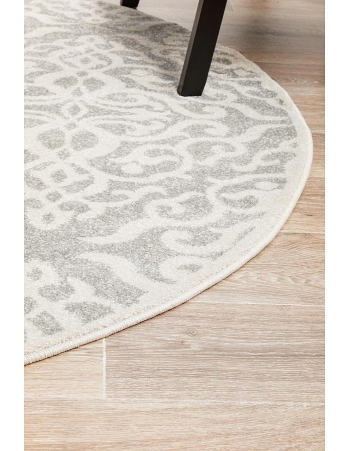 Chrome Lydia Silver Round Rug image 6