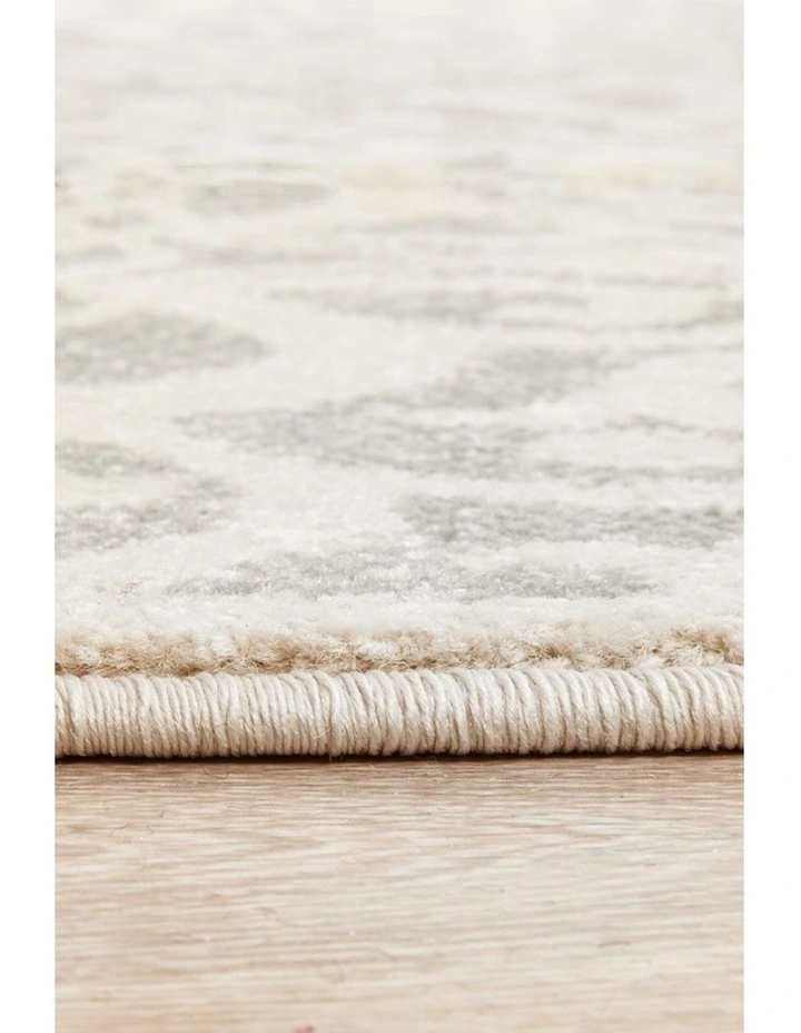 Chrome Lydia Silver Round Rug image 7