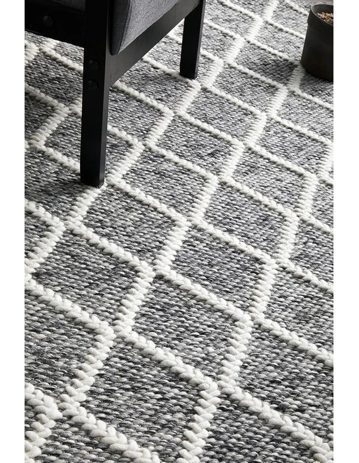 Huxley Grey Rug image 2