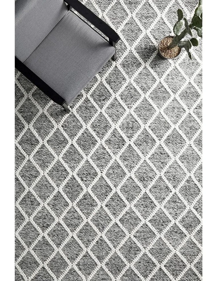 Huxley Grey Rug image 3