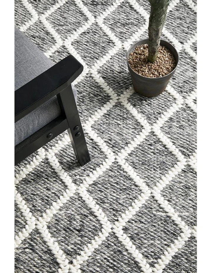 Huxley Grey Rug image 6