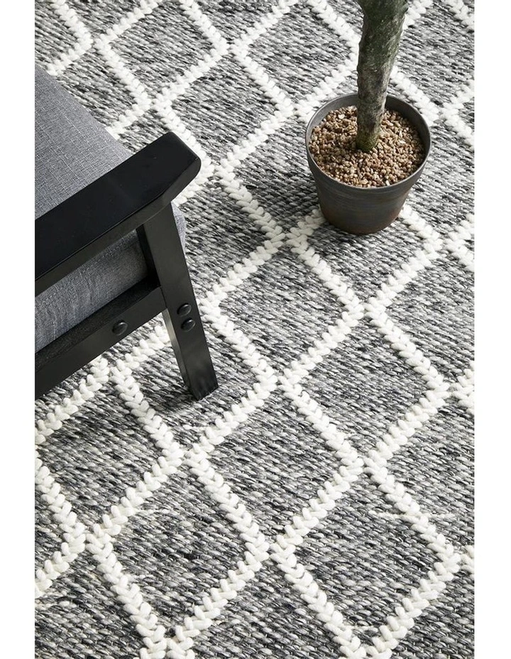 Huxley Grey Rug image 6