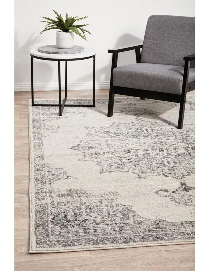 Chrome Rita Rug in Silver image 2