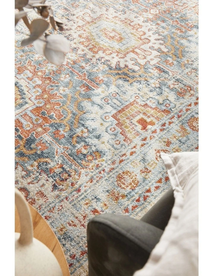 Legacy 853 Rug in Multi image 3