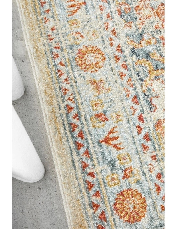 Legacy 853 Rug in Multi image 4