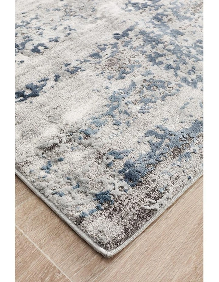 Kendra Casper Distressed Modern Rug in Multi image 3