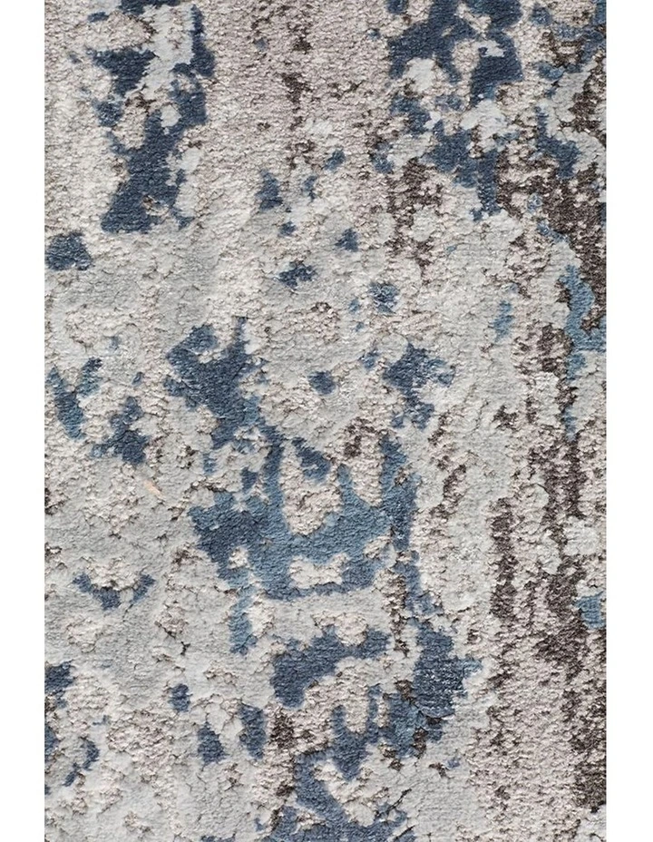 Kendra Casper Distressed Modern Rug in Multi image 6