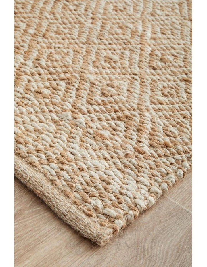Noosa 444 Natural Runner Rug in Natural image 5