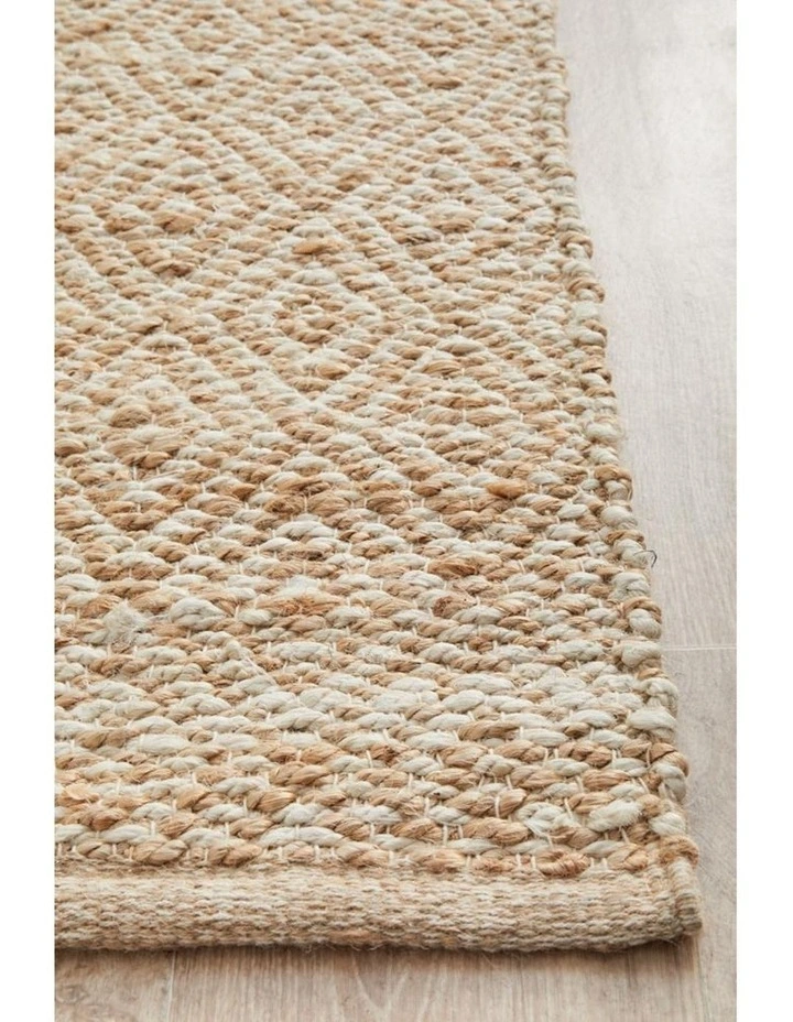Noosa 444 Natural Runner Rug in Natural image 6