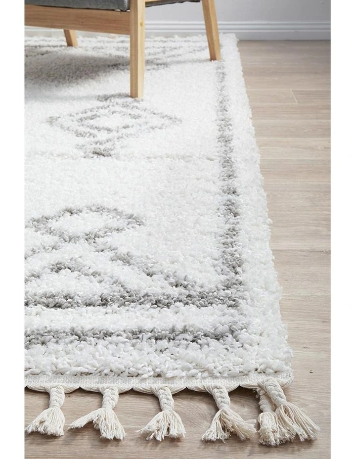 Casablanca Temara White Rug In Silver image 4