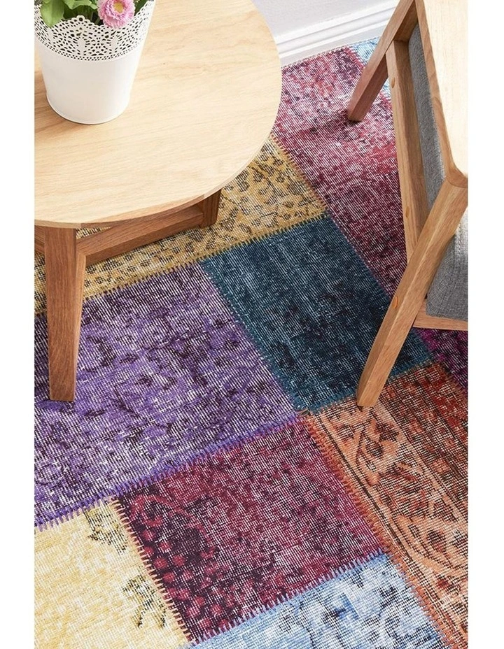 Illusions 167 Rug In Multi image 4