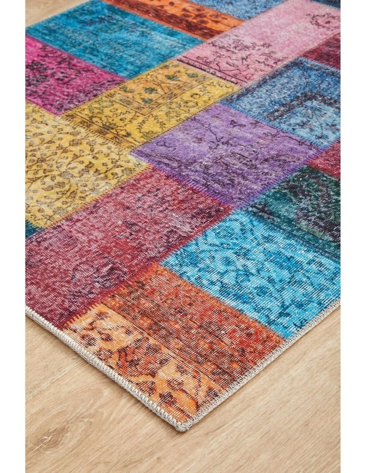 Illusions 167 Rug In Multi image 4